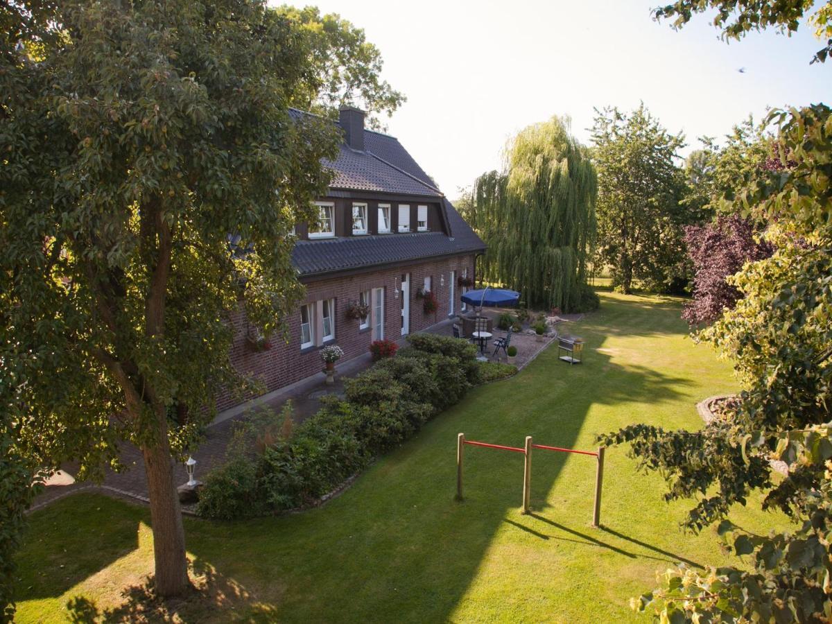 Gaeste Und Ferienhof Maas Дюльмен Экстерьер фото